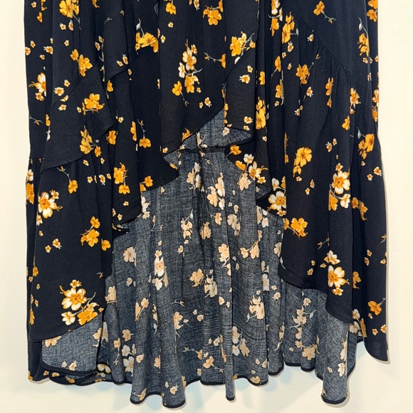 Wrap Around Floral Skirt - Picture 5 of 11